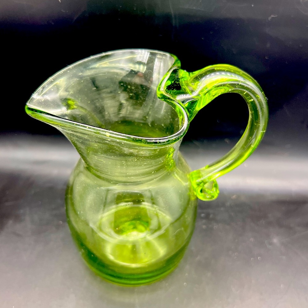 Vintage Authentic Green Hand Blown Jamestown Glass Pitcher W/Paperwork